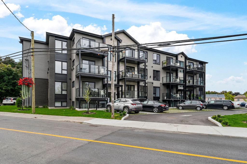 371 Rue Notre-Dame