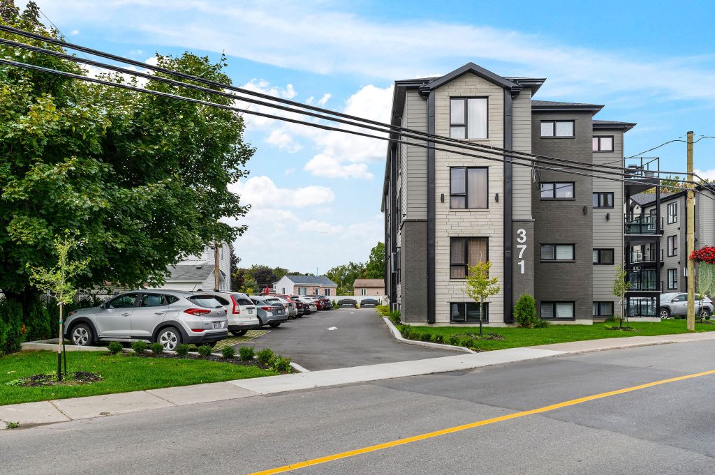 371 Rue Notre-Dame