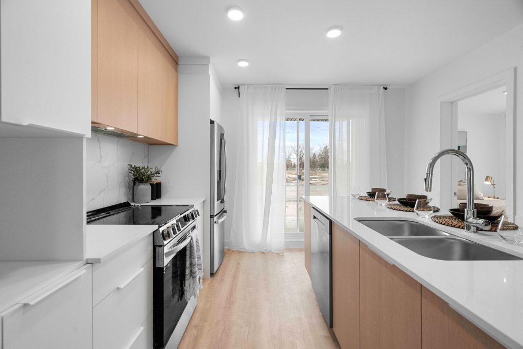 881 Rue Aucoin