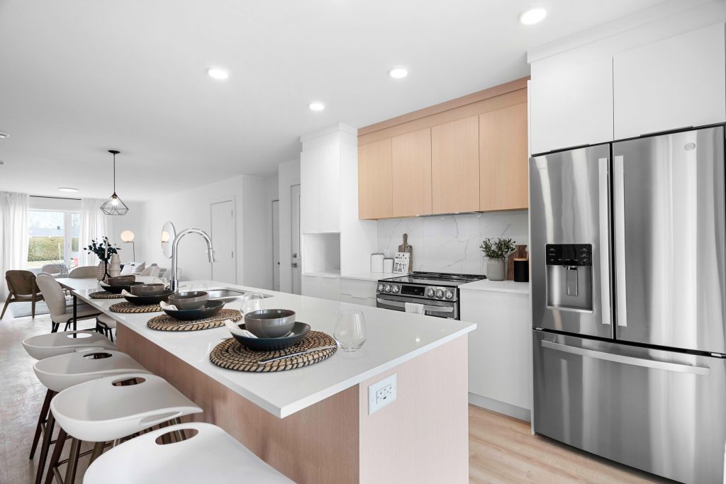881 Rue Aucoin